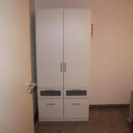 By Veronika Burscheid