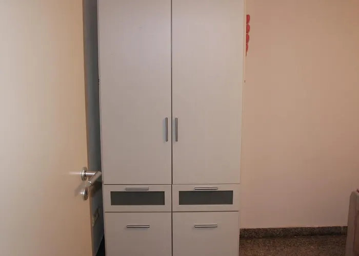 By Veronika Буршайд